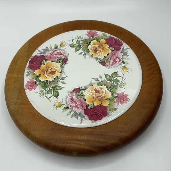 Myrtlewood and Ceramic Vintage Floral Trivet - Picture 1 of 2